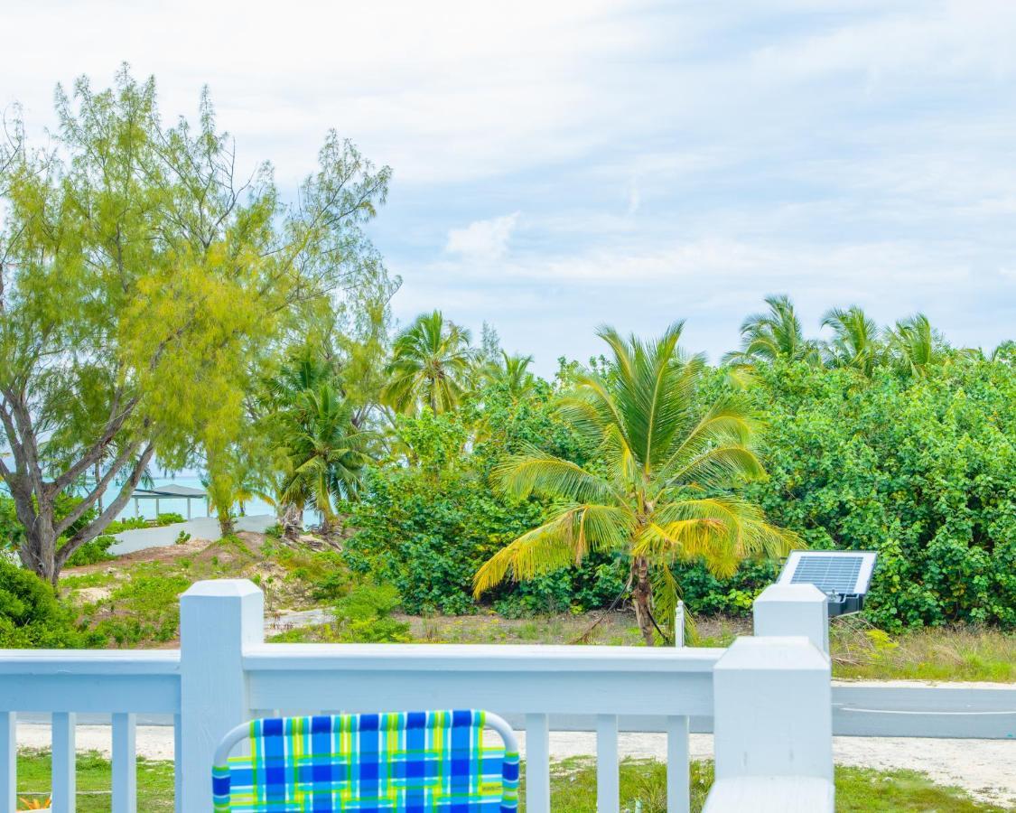 Sheer Bliss Beachview Apt #1 George Town Exteriér fotografie